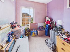 Bedroom- click for photo gallery